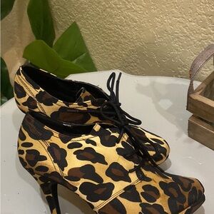 Leopard Print Lace-Up Heels